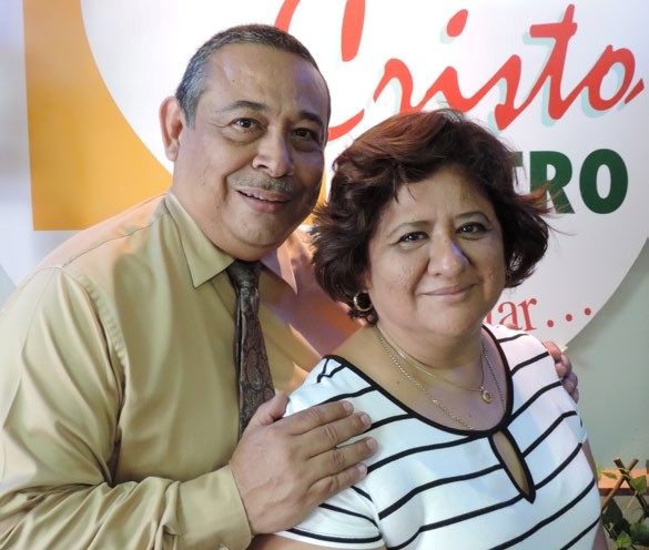 Pastors Francis & Zulma Batarsé Iglesia Cristiana Cristo Centro San Salvador 