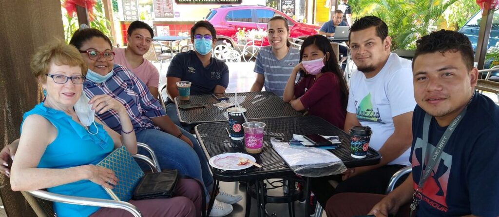 Students in San Salvador